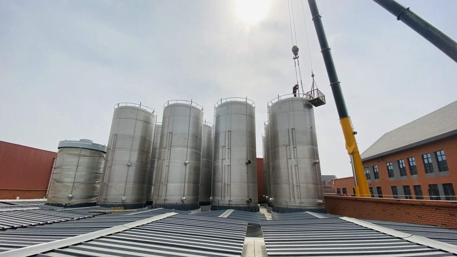 e72fdfda-93bf-4a97-bcad-5957e94e6353